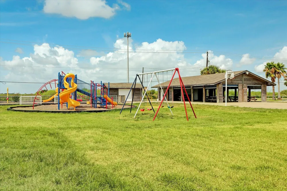 16507 Jamaica Cove Road Jamaica Beach, TX 77554