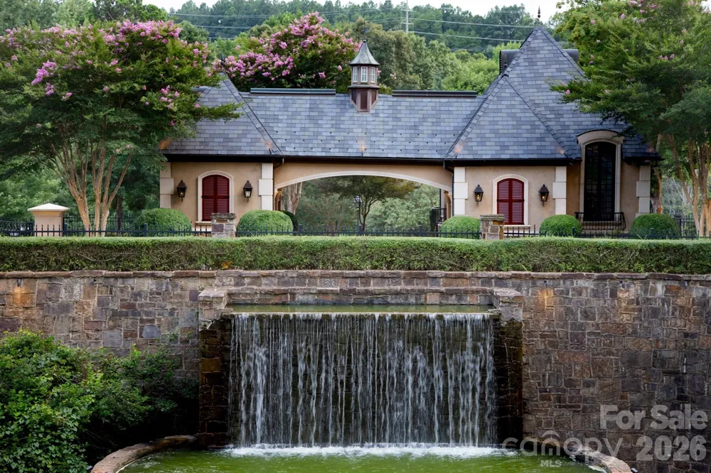 1535 Reflection Pointe Boulevard Belmont, NC 28012