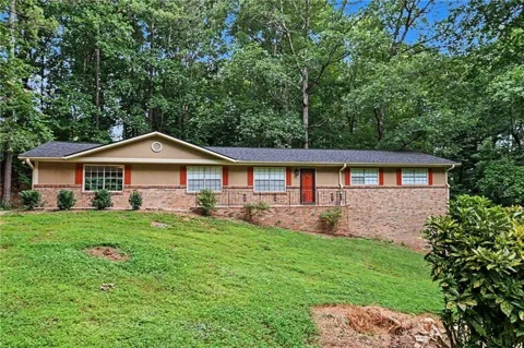 2216 Chestnut Log Drive