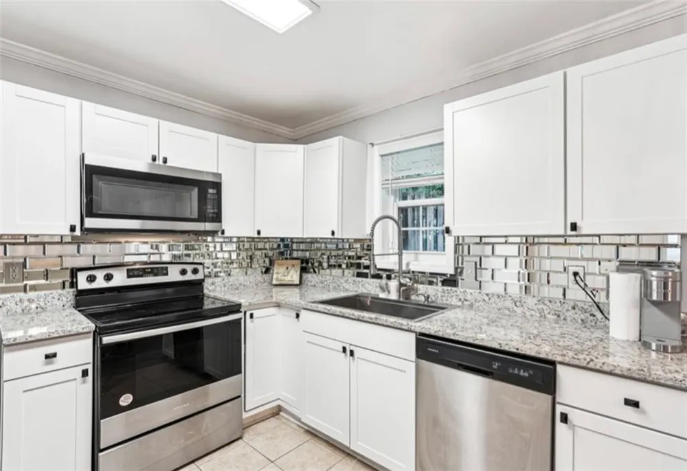 204 Summer Place Norcross, GA 30071