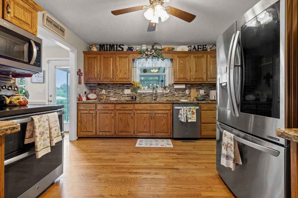 44 Creekside Drive Ringgold, GA 30736