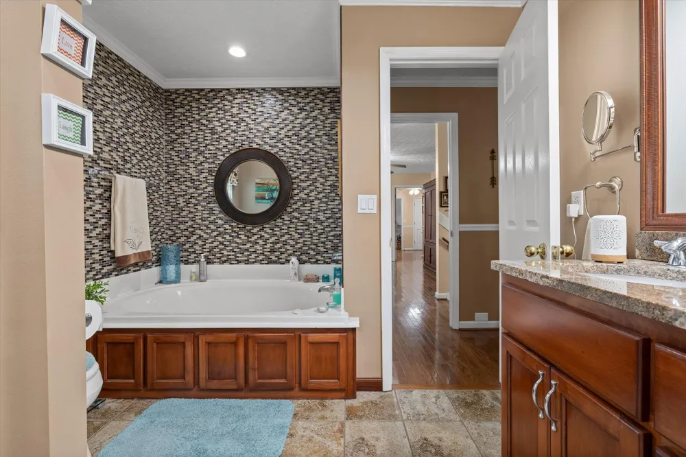 44 Creekside Drive Ringgold, GA 30736