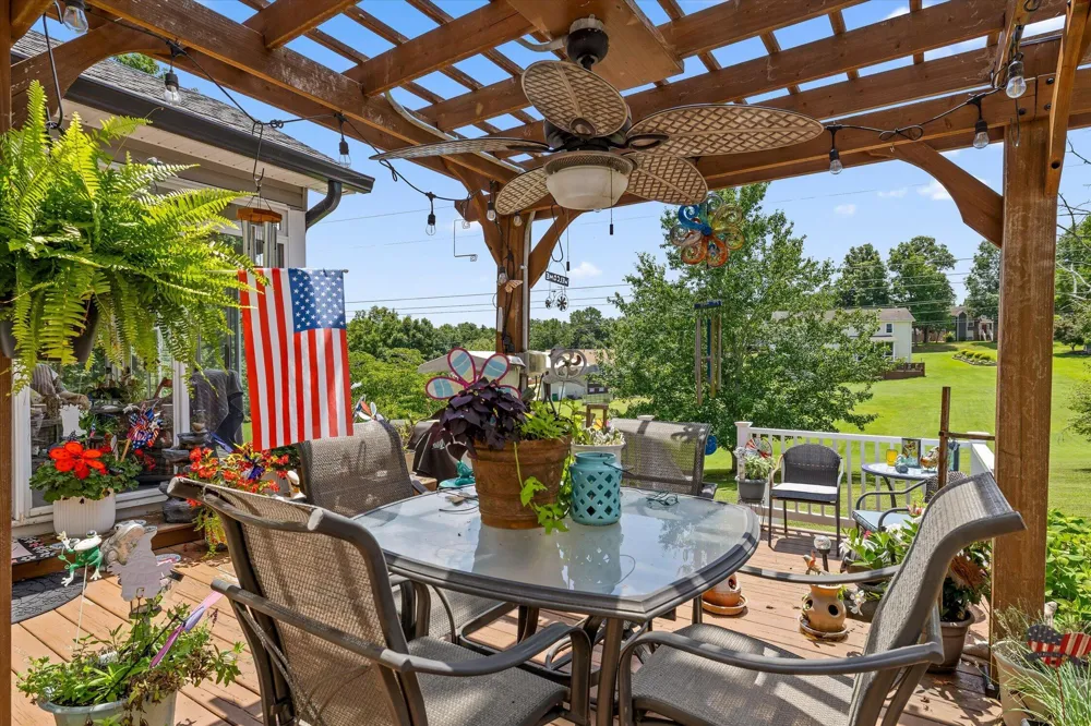 44 Creekside Drive Ringgold, GA 30736