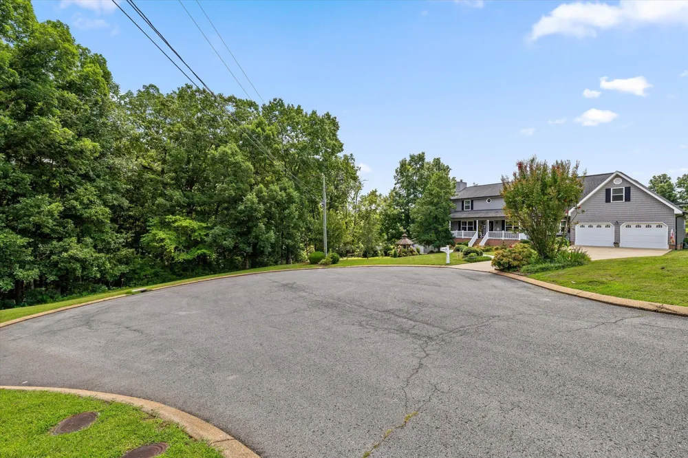 44 Creekside Drive Ringgold, GA 30736