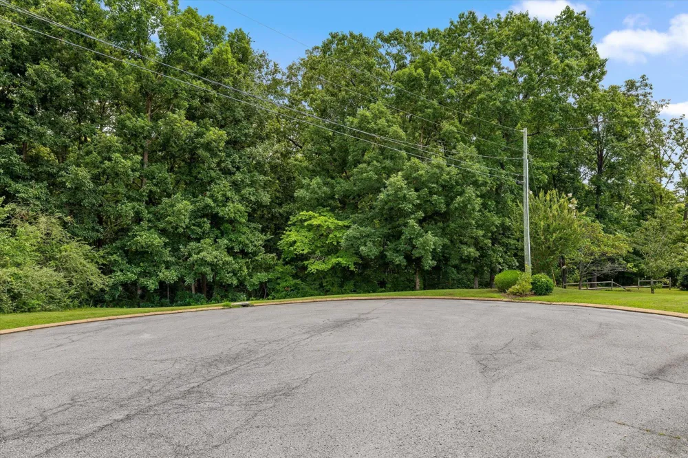 44 Creekside Drive Ringgold, GA 30736