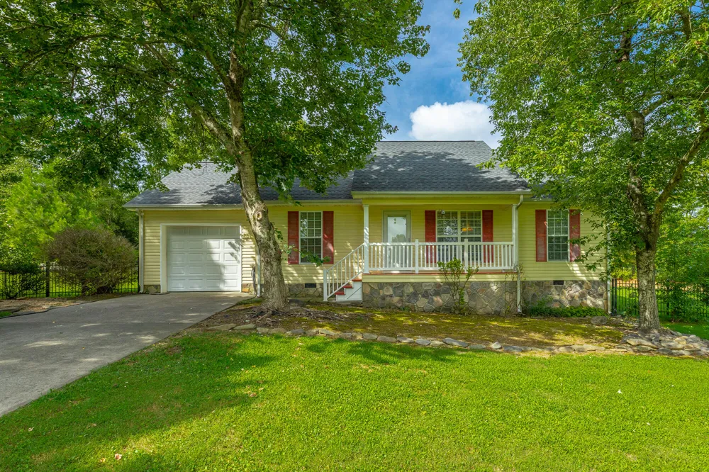 533 Daisy Lane Chatsworth, GA 30705