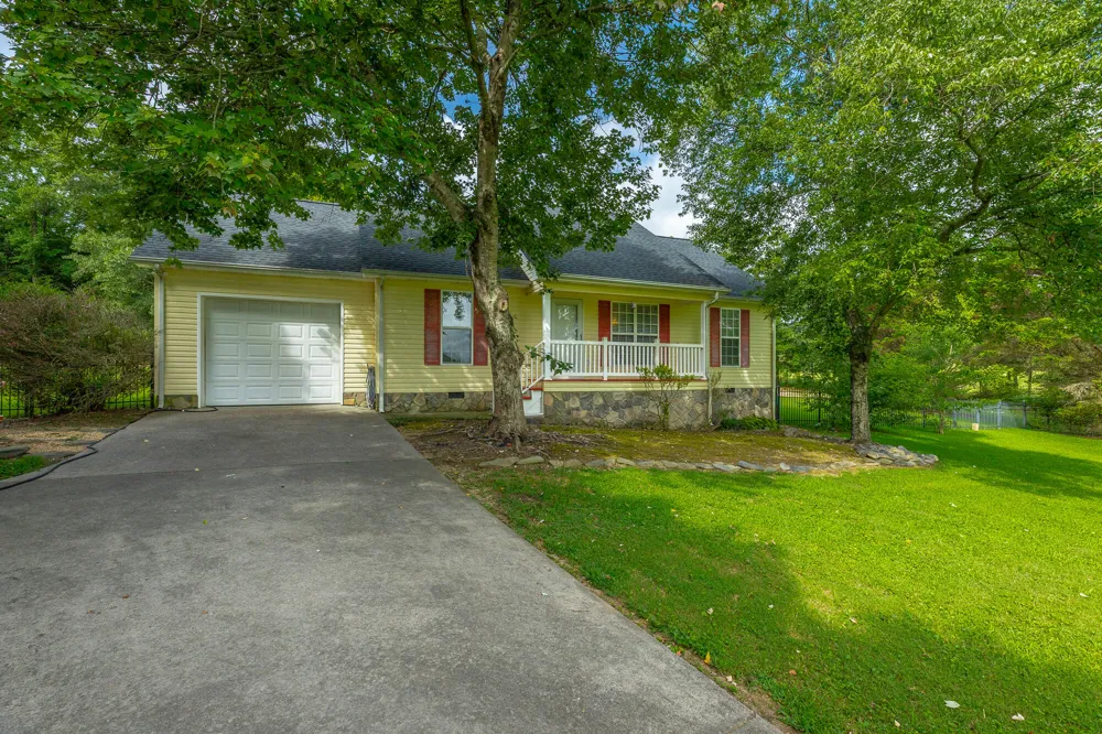 533 Daisy Lane Chatsworth, GA 30705