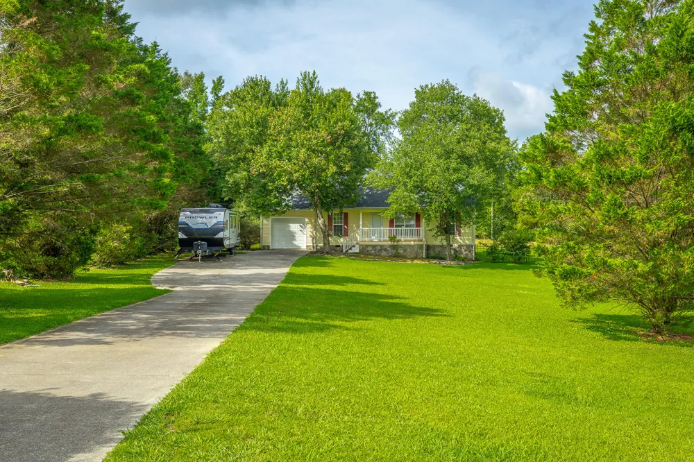 533 Daisy Lane Chatsworth, GA 30705