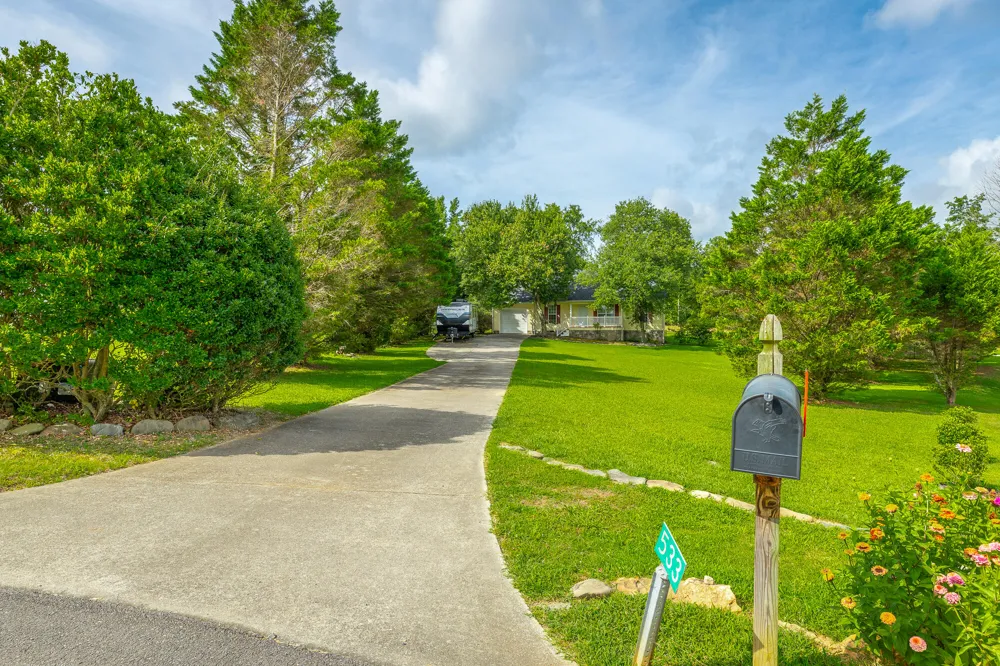 533 Daisy Lane Chatsworth, GA 30705
