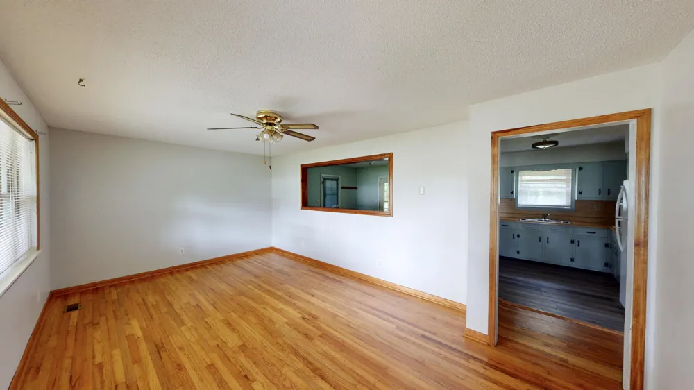 385 Bridge Street Graysville, TN 37338