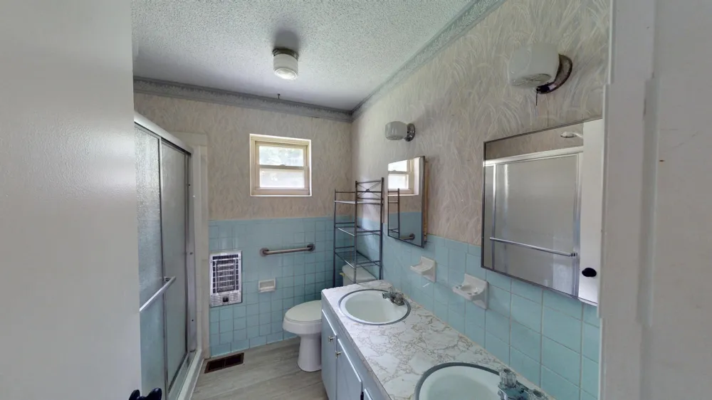 385 Bridge Street Graysville, TN 37338