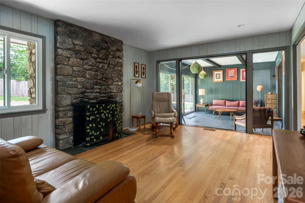 24 Amherst Road Biltmore Forest, NC 28803