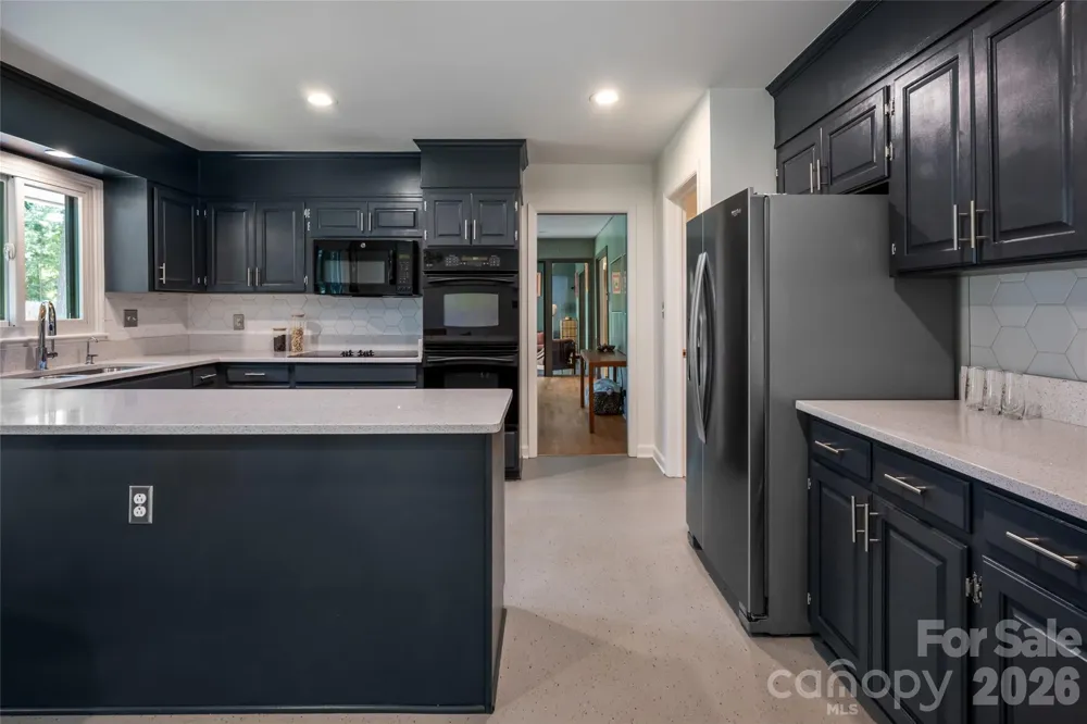 24 Amherst Road Biltmore Forest, NC 28803