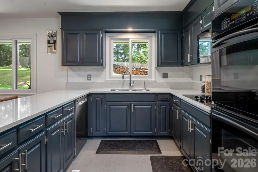 24 Amherst Road Biltmore Forest, NC 28803