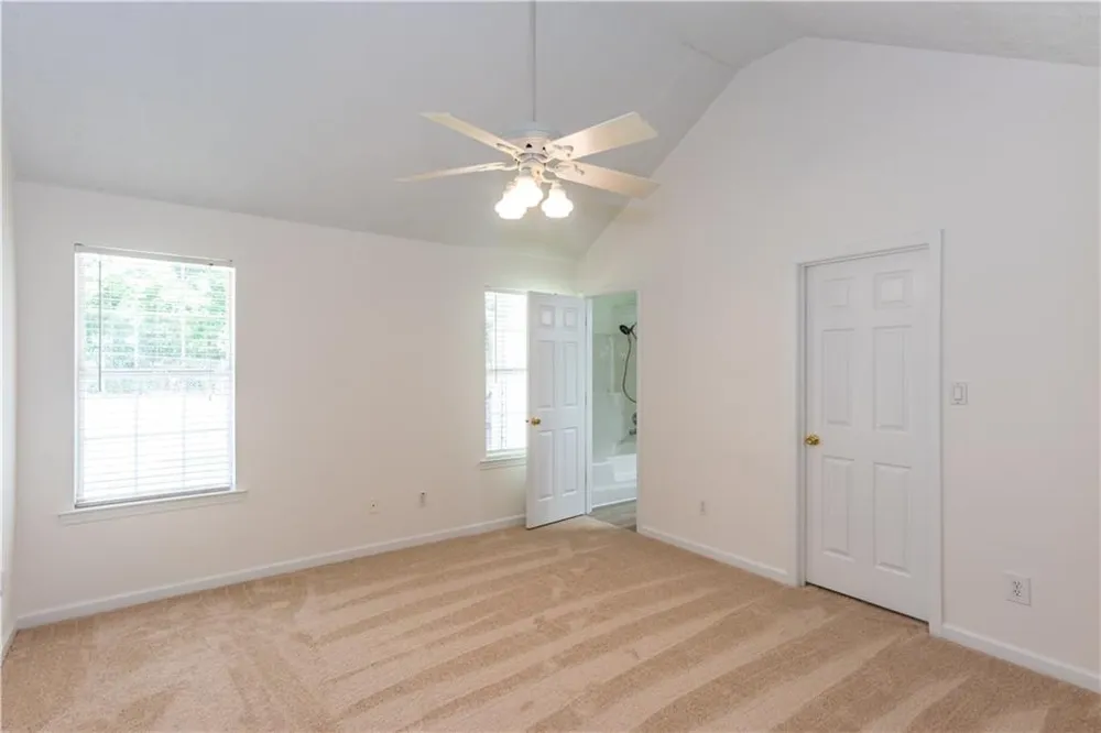 289 Marsha Way Sharpsburg, GA 30277