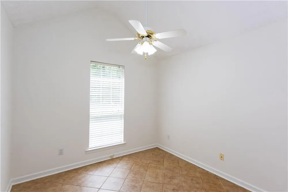 289 Marsha Way Sharpsburg, GA 30277