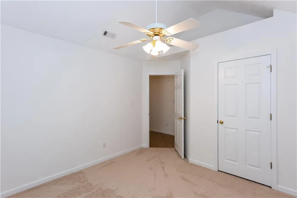 289 Marsha Way Sharpsburg, GA 30277