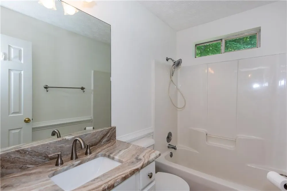 289 Marsha Way Sharpsburg, GA 30277