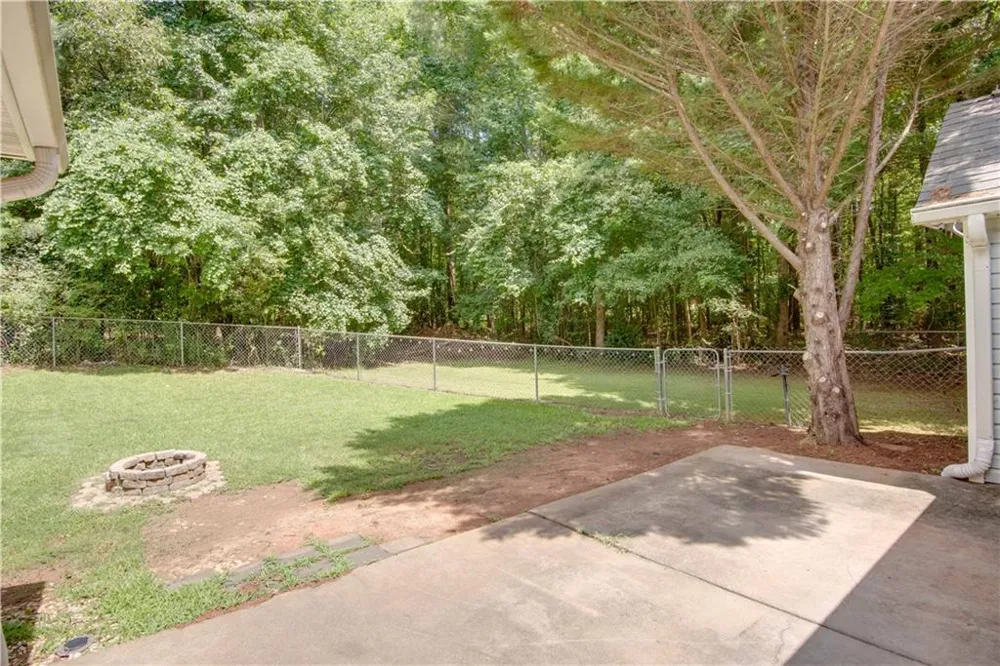 289 Marsha Way Sharpsburg, GA 30277
