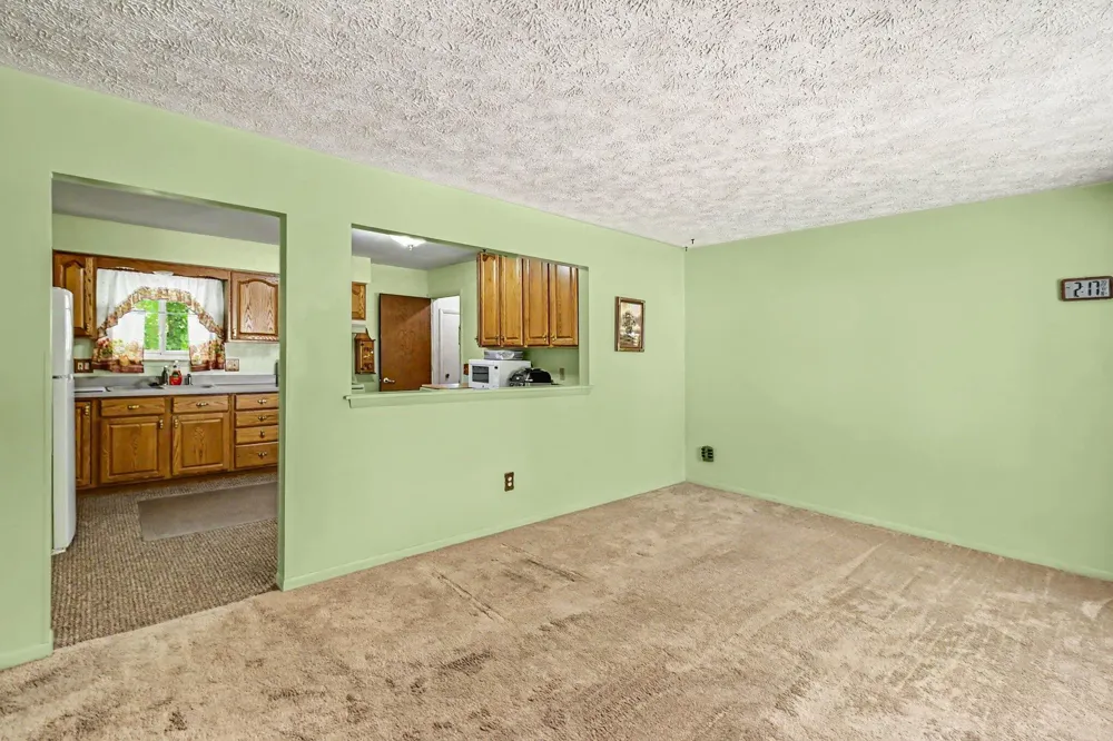 234 Trinity Circle Lansing, MI 48911