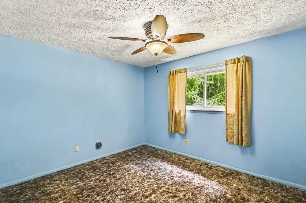 234 Trinity Circle Lansing, MI 48911