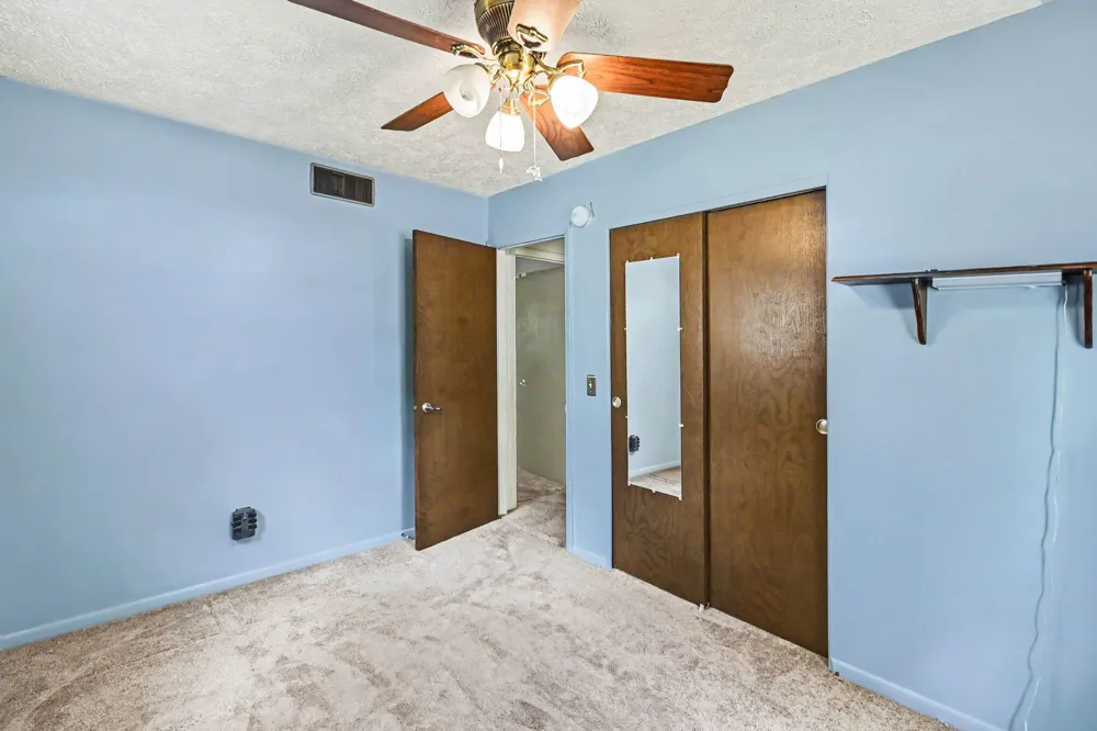234 Trinity Circle Lansing, MI 48911
