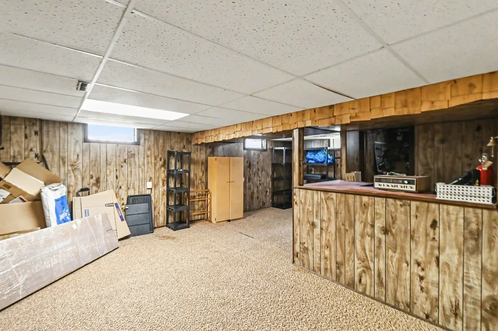 234 Trinity Circle Lansing, MI 48911