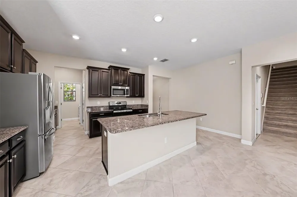 10032 SAGE CREEK DRIVE Sun City Center, FL 33573