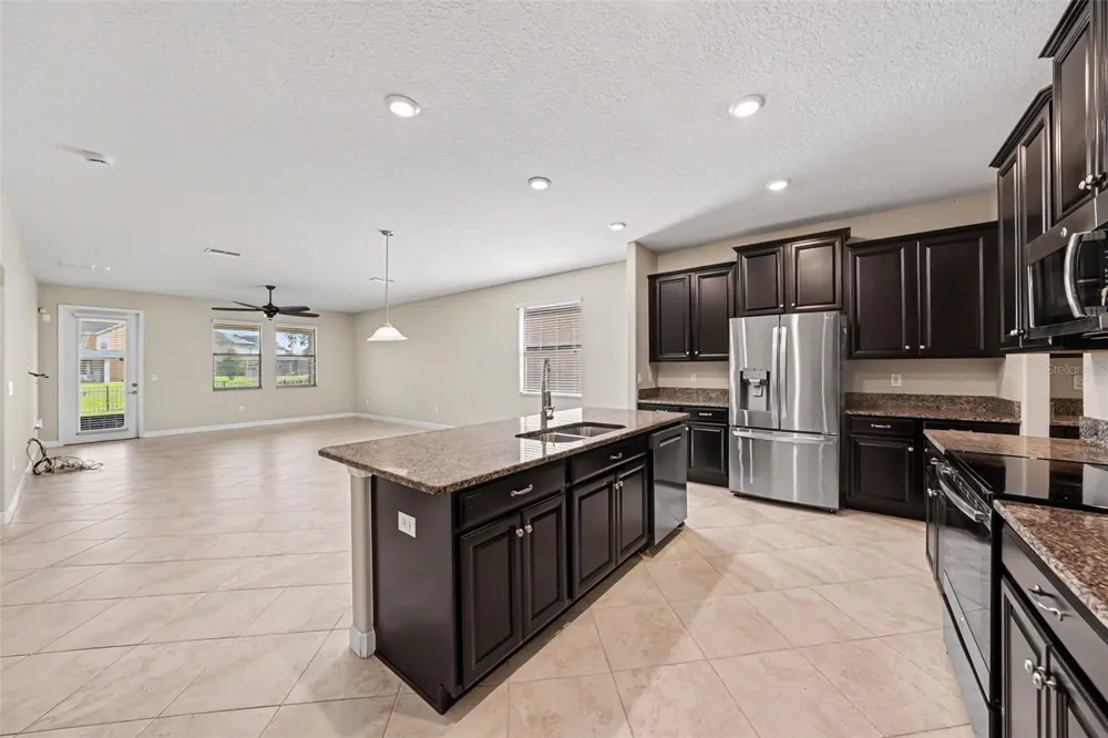 10032 SAGE CREEK DRIVE Sun City Center, FL 33573