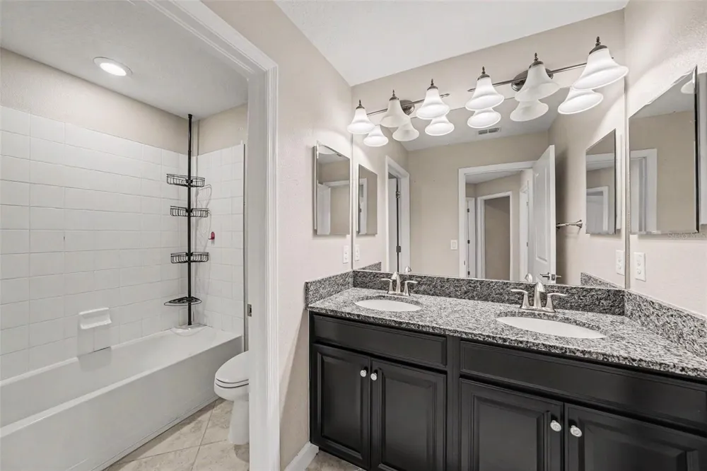 10032 SAGE CREEK DRIVE Sun City Center, FL 33573
