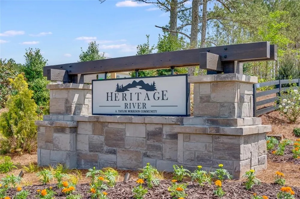 216 Groveton Court Euharlee, GA 30145