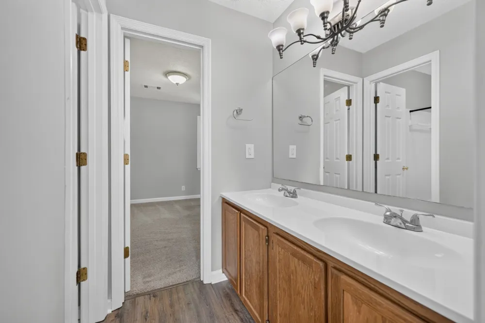 430 Claircrest Dr Antioch, TN 37013