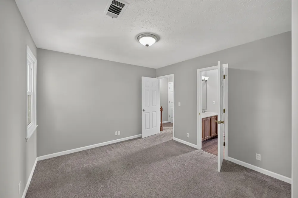 430 Claircrest Dr Antioch, TN 37013