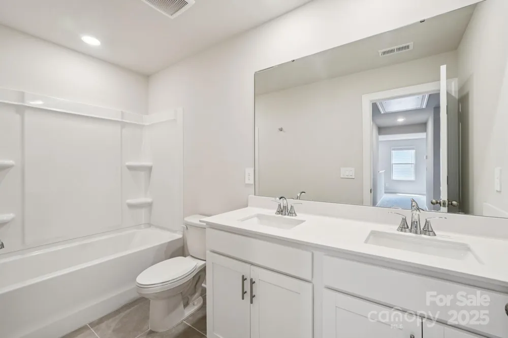 2073 Sunflower Circle Newton, NC 28658