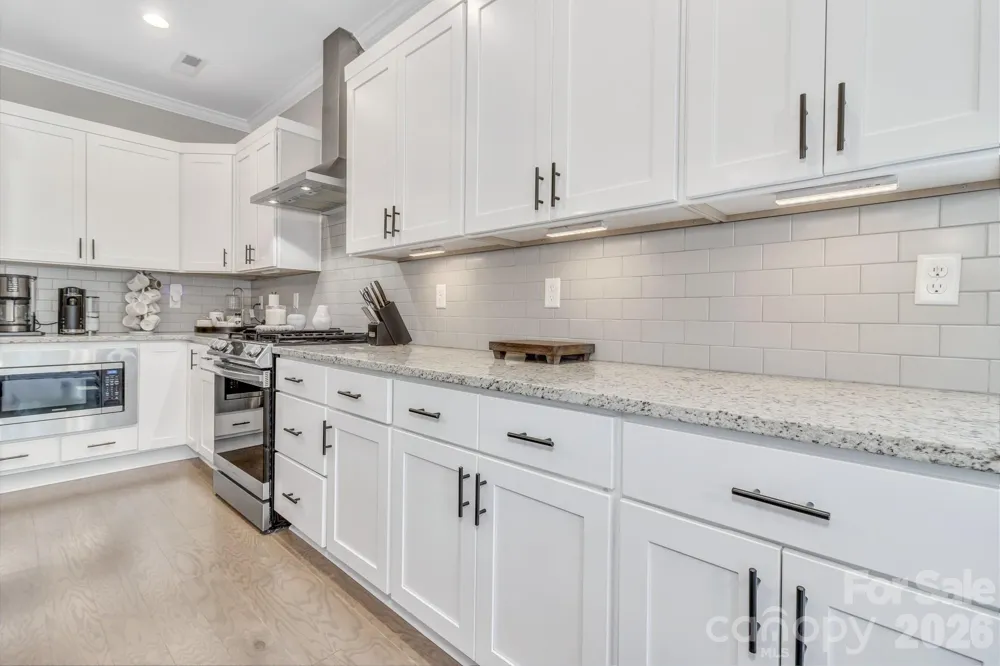 136 Ellis Lane Arden, NC 28704