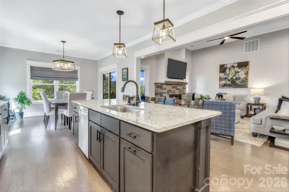 136 Ellis Lane Arden, NC 28704