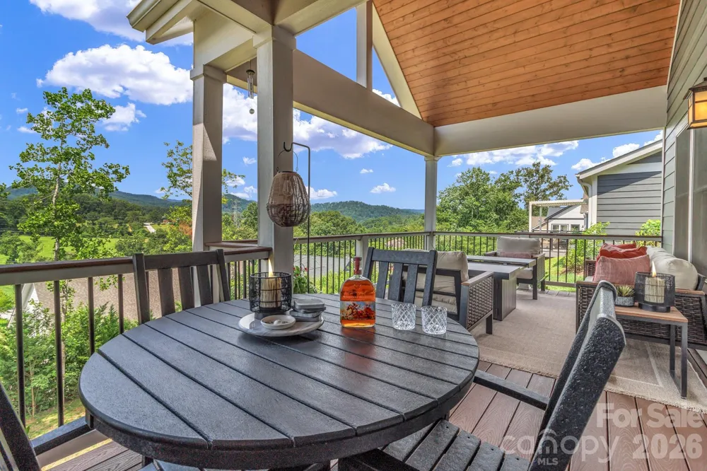 136 Ellis Lane Arden, NC 28704