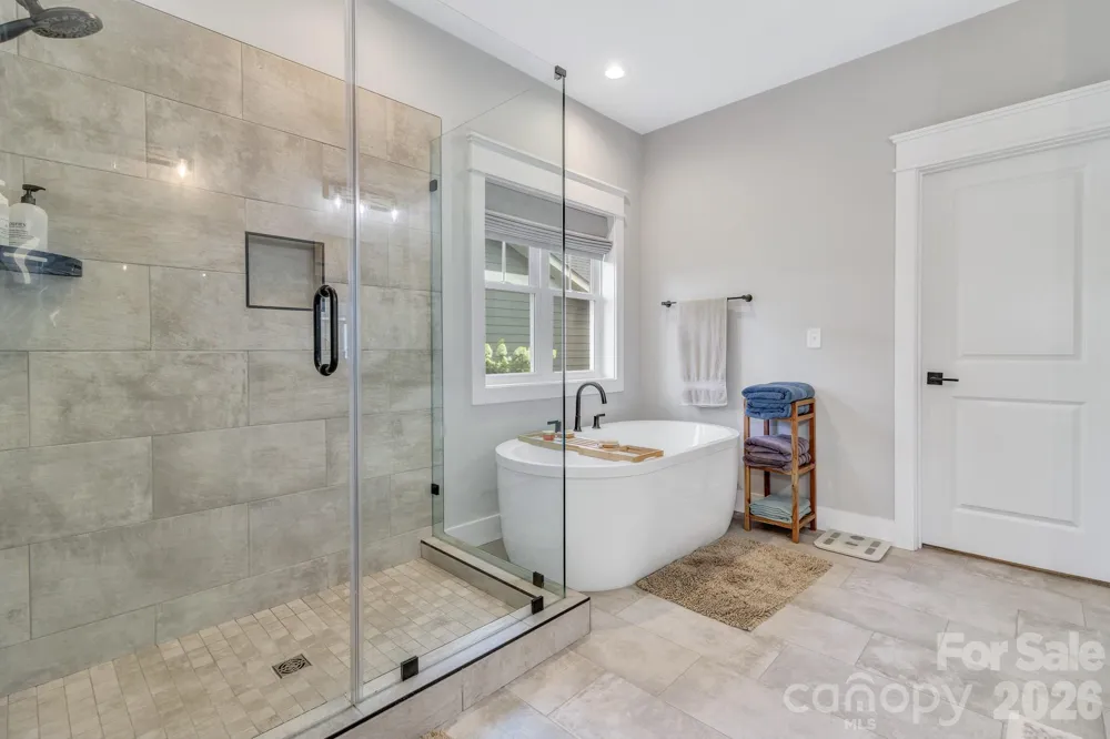 136 Ellis Lane Arden, NC 28704