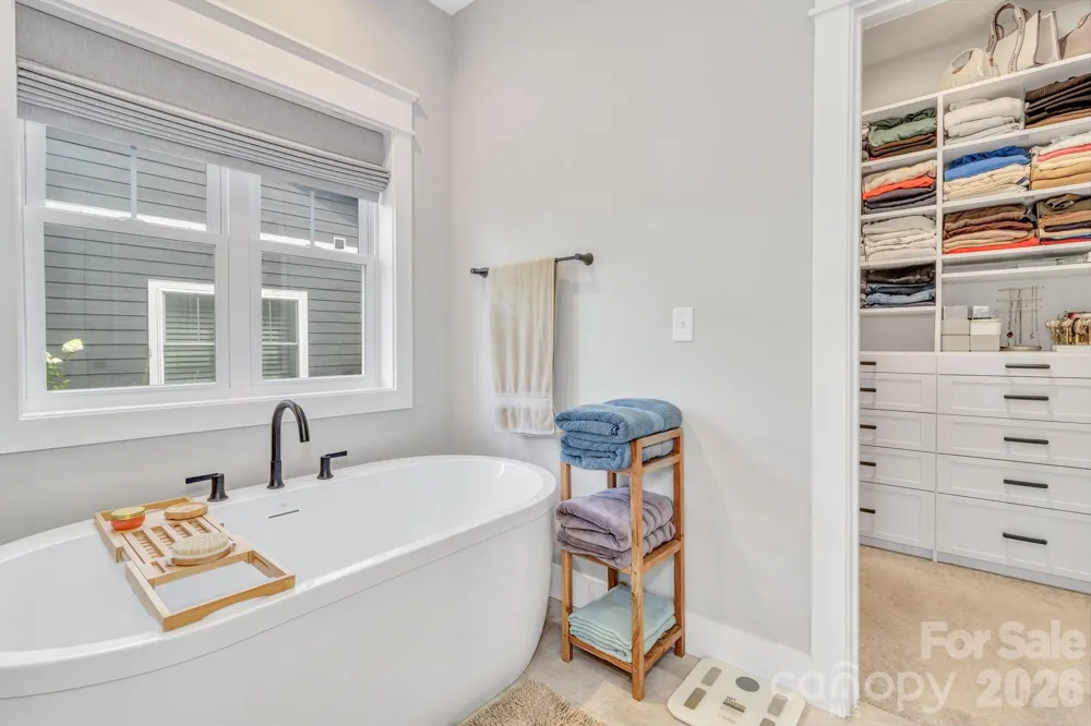 136 Ellis Lane Arden, NC 28704
