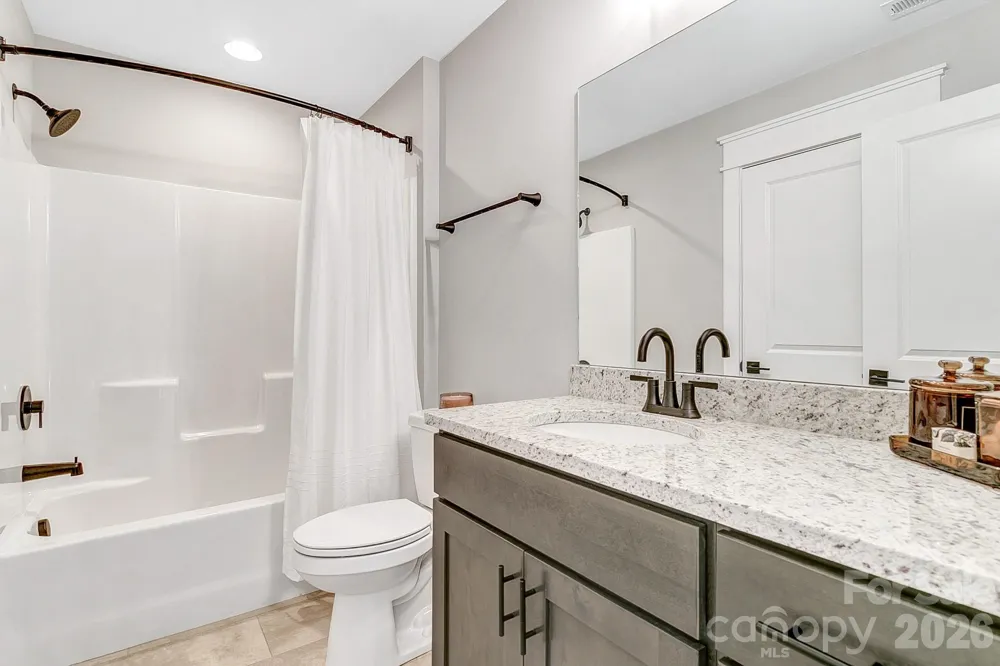 136 Ellis Lane Arden, NC 28704