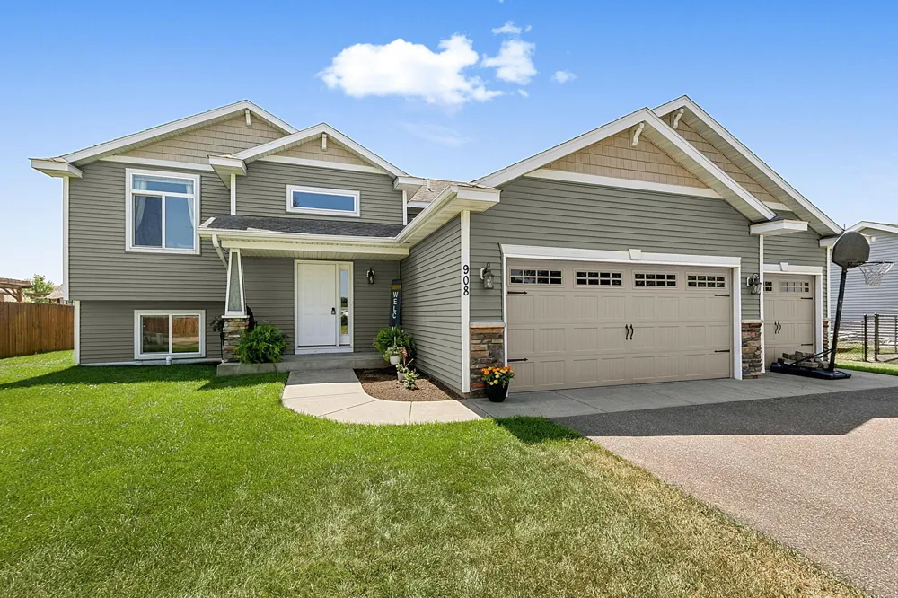 908 5th Street NE Rice, MN 56367