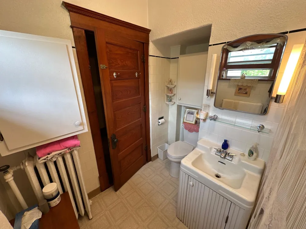 8735 NE 130th Ave Mountain, ND 58262