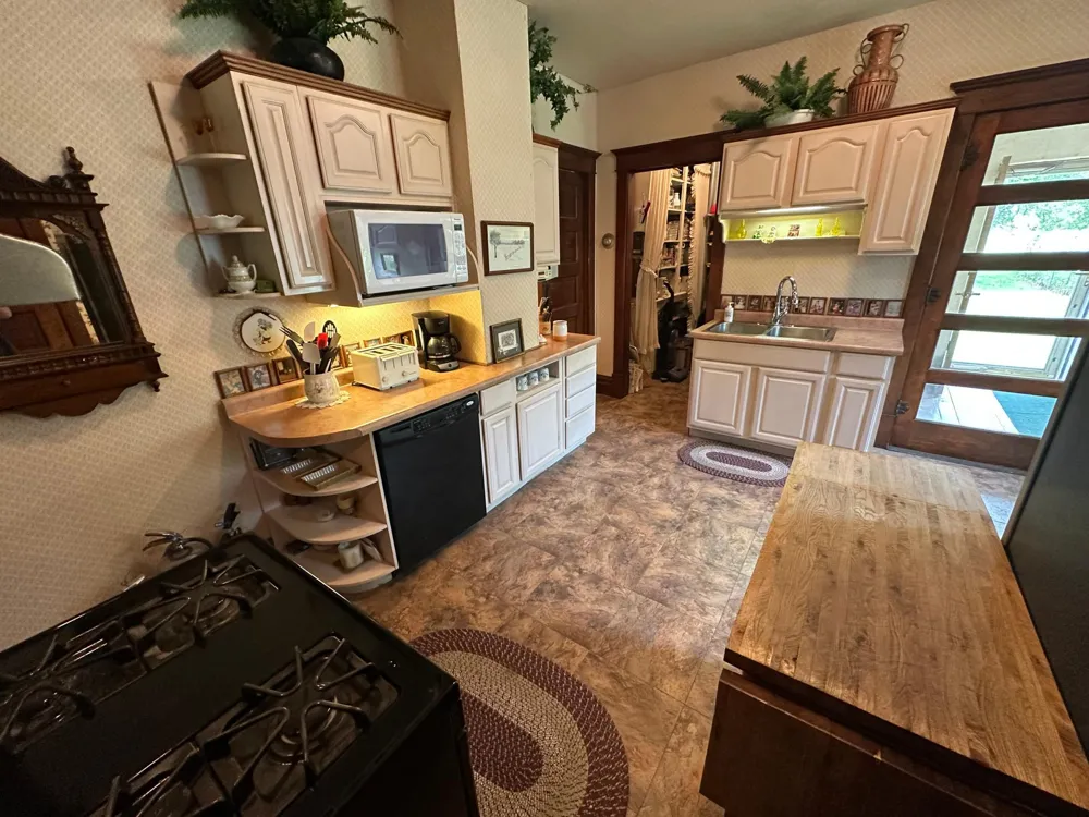 8735 NE 130th Ave Mountain, ND 58262
