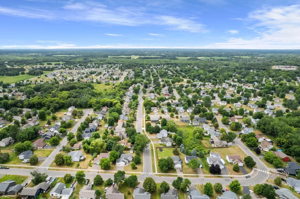 808 5th Avenue SW Isanti, MN 55040