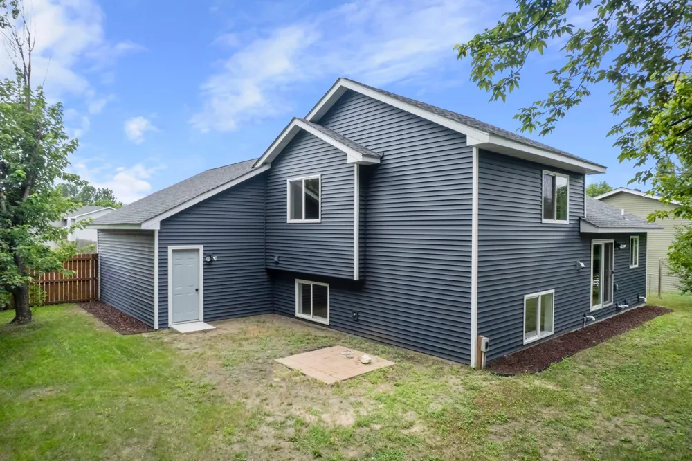 808 5th Avenue SW Isanti, MN 55040