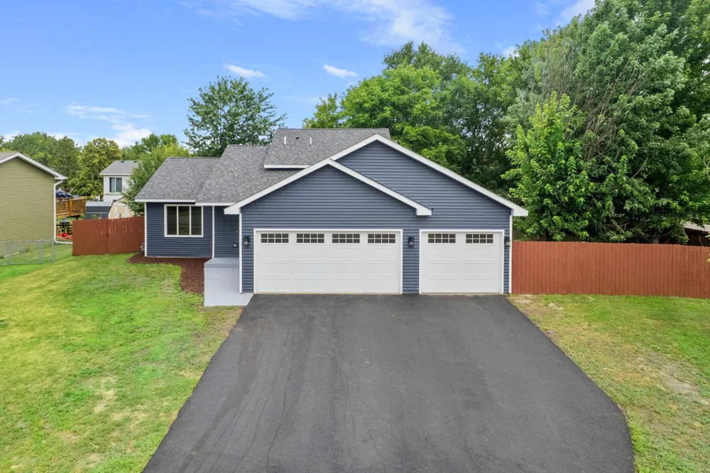 808 5th Avenue SW Isanti, MN 55040
