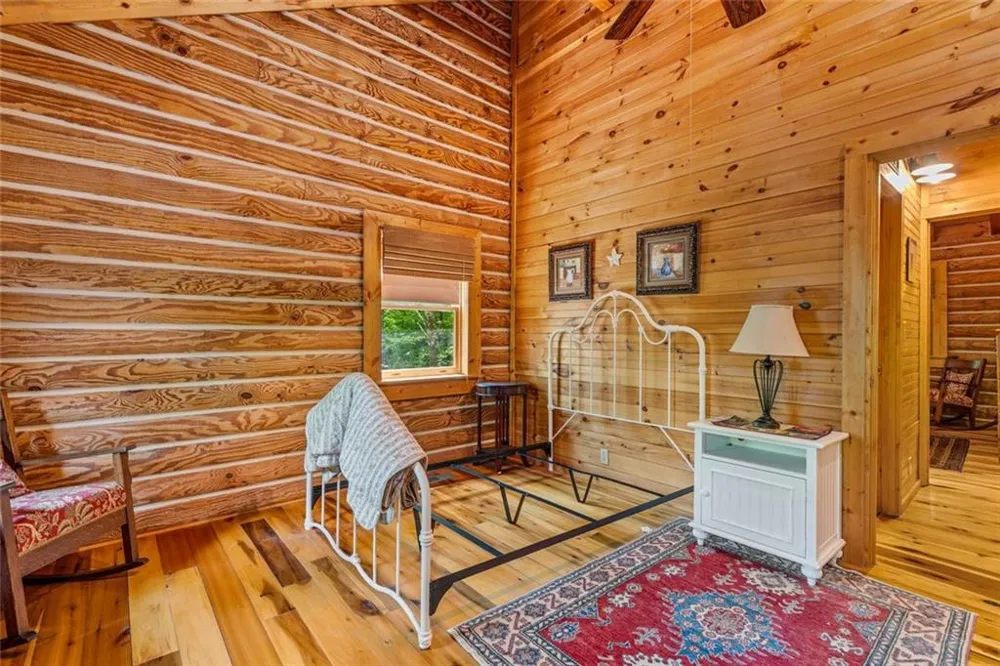 154 Summer Lane Clayton, GA 30525