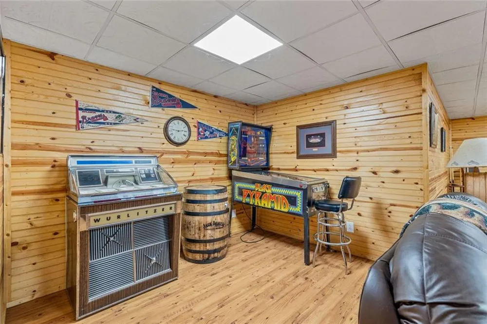 154 Summer Lane Clayton, GA 30525