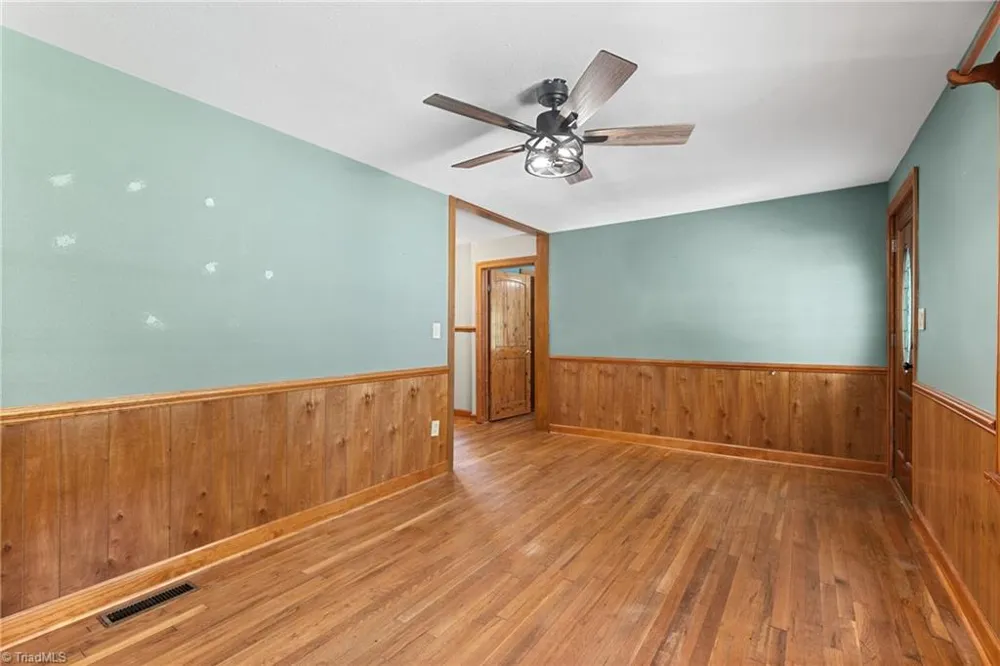 244 Glass Road Mount Airy, NC 27030