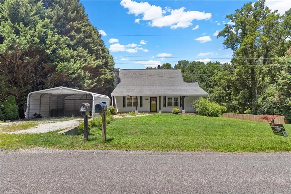 244 Glass Road Mount Airy, NC 27030